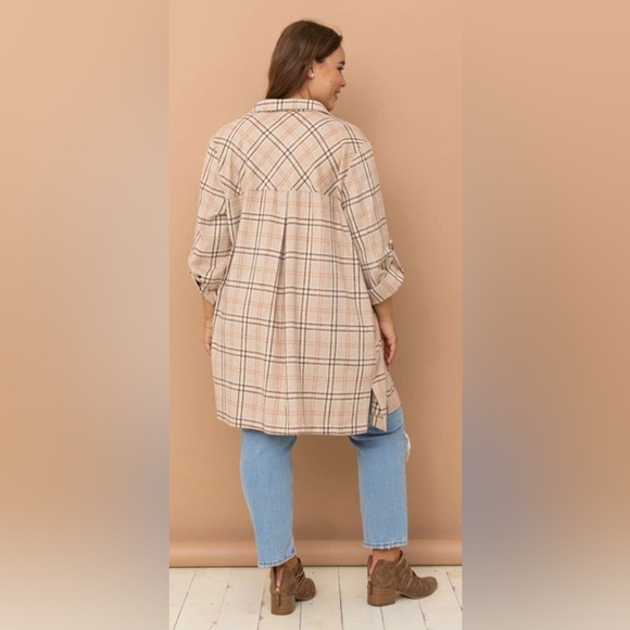 New Plaid Button Up Shacket Dress With Roll Up Sleeves - Picture 6 of 9